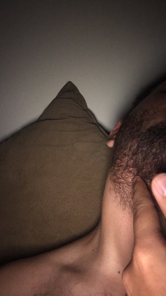 Öpmeye zaaf duyduğun bir bölge var mı💋?