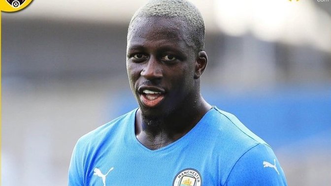 5 kadına 7 kez tecavüz eden ünlü futbolcu "O kadınlarda eski sevgilimi arıyordum" dedi. Ne düşünüyorsunuz?