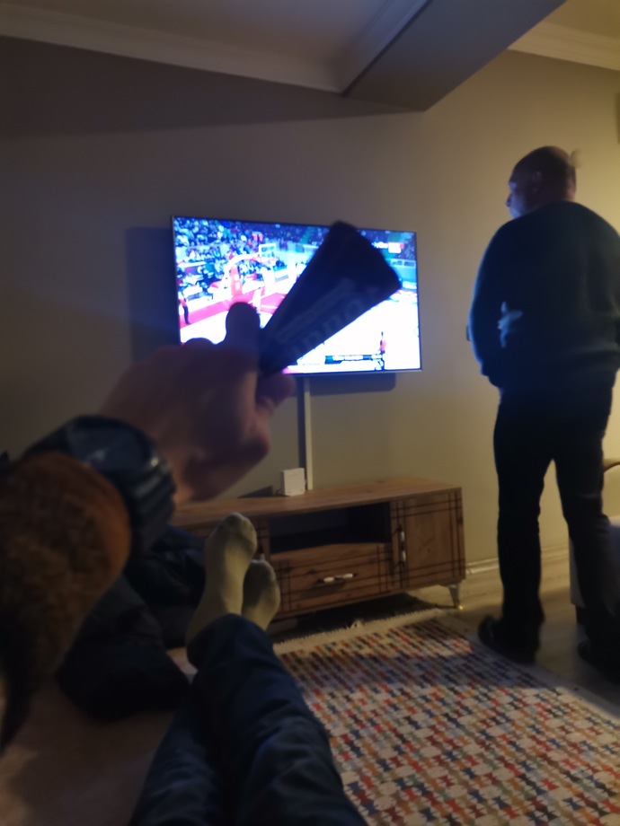 Basketbol maçı izler misiniz?