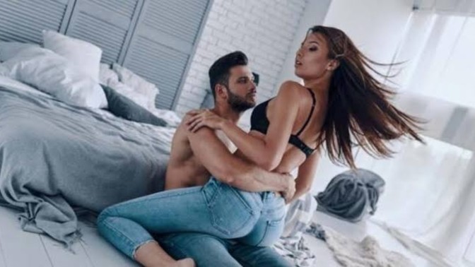 Cinsellikte farklı deneyimler mi yoksa bildiğimden şaşmam mı diyorsunuz?