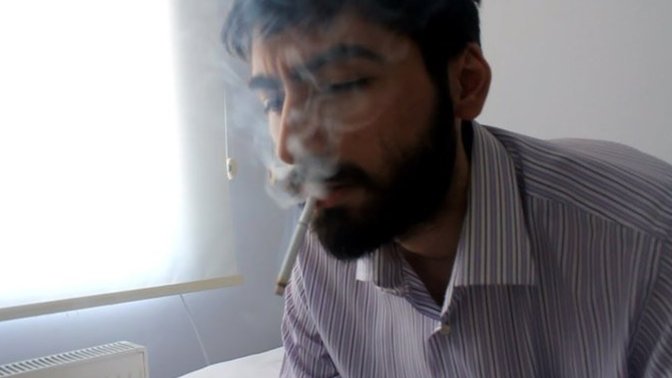 Neden uyumuyorsunuz şu saat de?