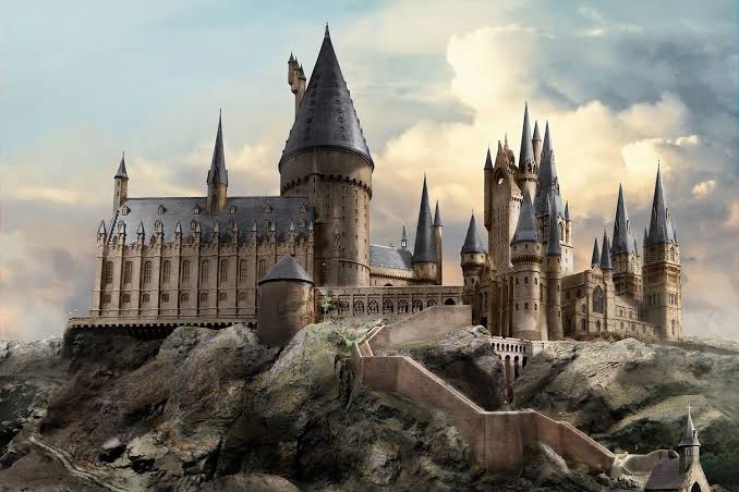 Harry Potter evreninde yaşamayı ister miydiniz?