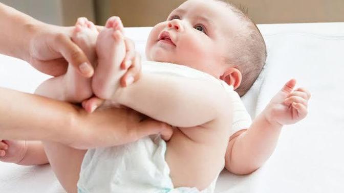 Bebeklere tuvalet eğitimi ne zaman verilmeli ve nasıl bir yol izlenmeli 👣🤱🍼👩‍👦‍👦?
