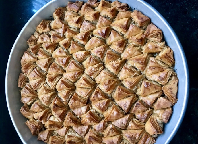 Ev baklavası yaptım nasıl olmuş, sever misiniz?