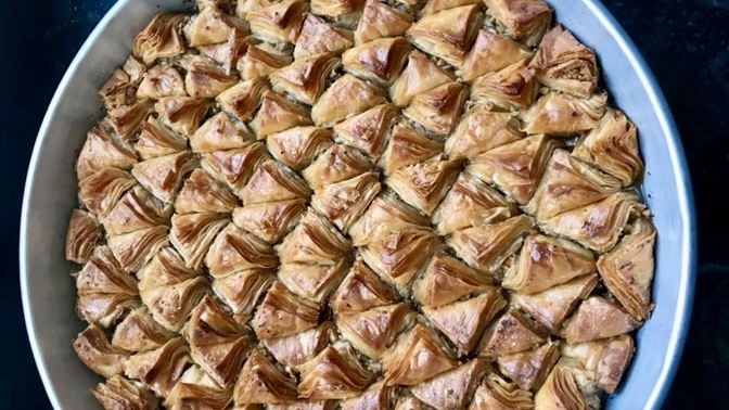 Ev baklavası yaptım nasıl olmuş, sever misiniz?