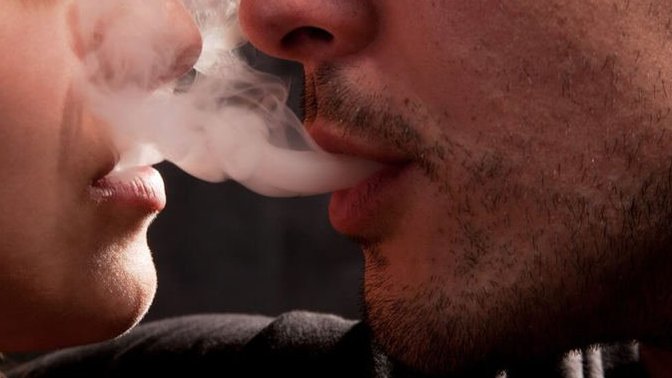 Her soluğunda içine çekmek istediğin biri var mı💨👄?