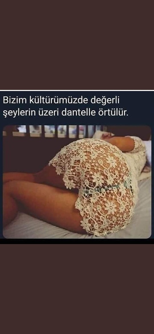 Evinde halen dantel örtüsü olan var mı?