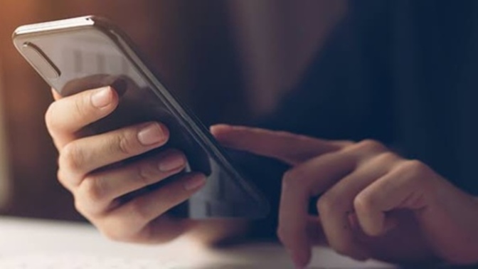 İlk telefonunuzu kaç yaşındayken aldınız?