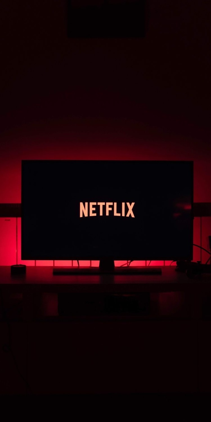 İzleyince çok şey kaçırmış gibi hissettirecek dizi/filmler var mı?
