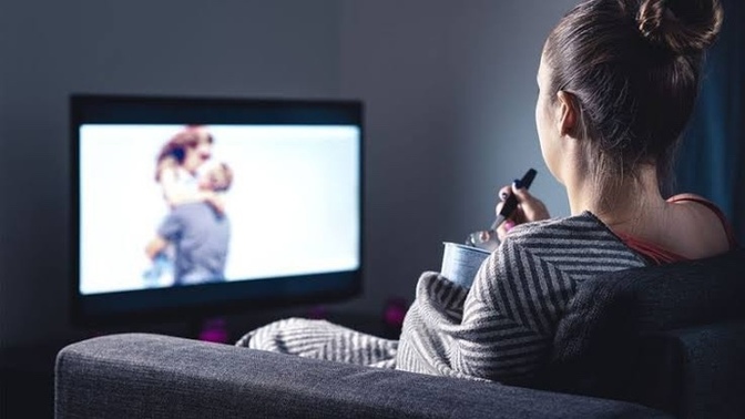 Kime sorsam televizyon seyretmiyor. Kimse izlemiyorsa bu diziler kime çekiliyo arkadaş😃?