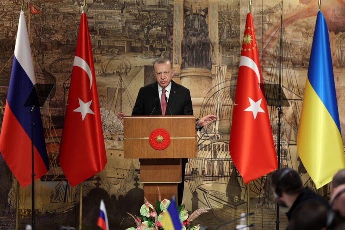 Ülkemizin barışa öncülük etme çabalarından memnun musunuz?