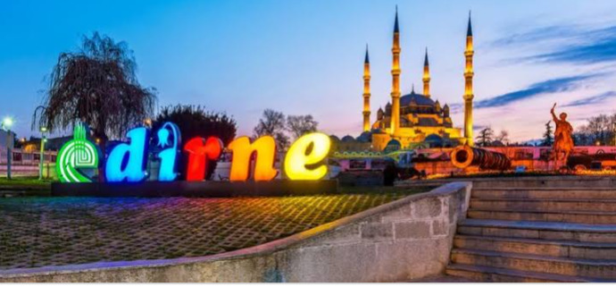 Hangi şehirde yaşıyorsunuz? Yaşadığınız şehrin bir fotoğrafını bırakır mısınız?