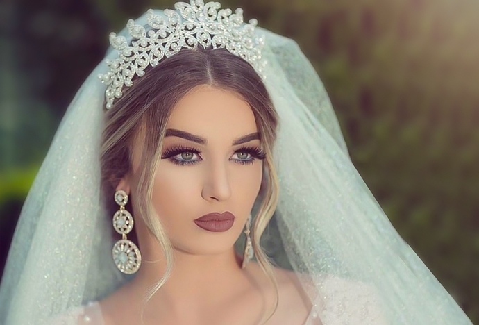 Hangi gelin başı modelinin modası hiç geçmez?