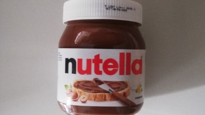 Bugün kimler Nutella'ya kaşık atacaklar?