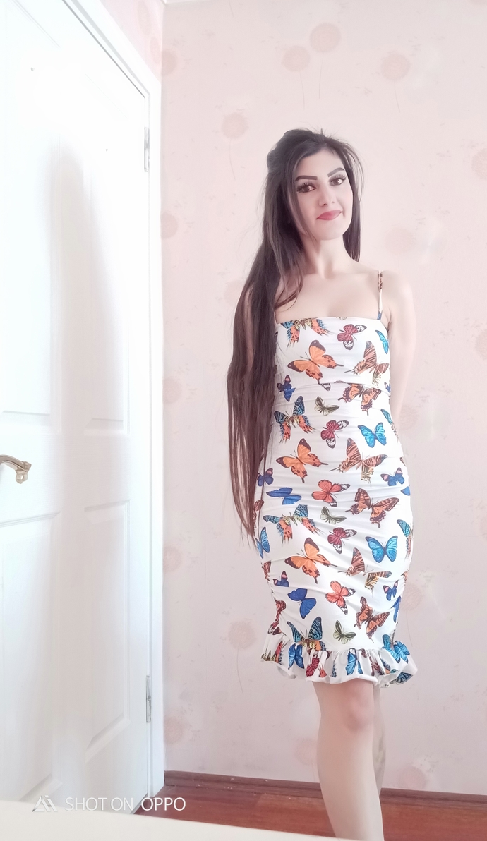 Elbisemi aldım sizce nasıl duruyor?