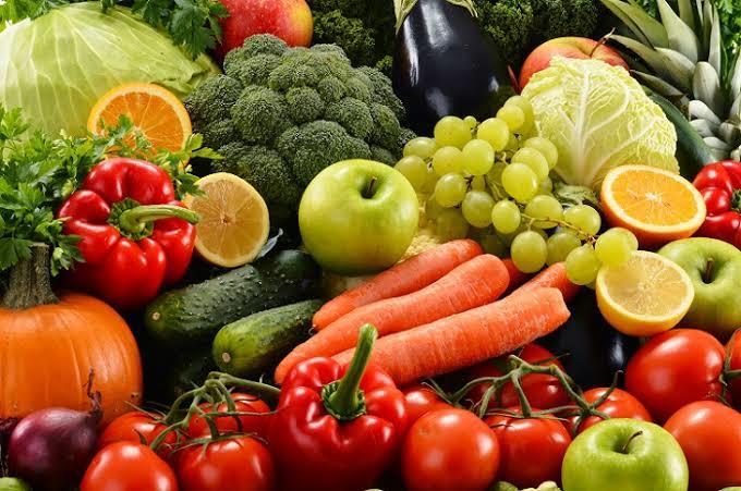 Bebeklerde ek gıda döneminde sebze meyve alıştırma süreci nasıl olmalı?