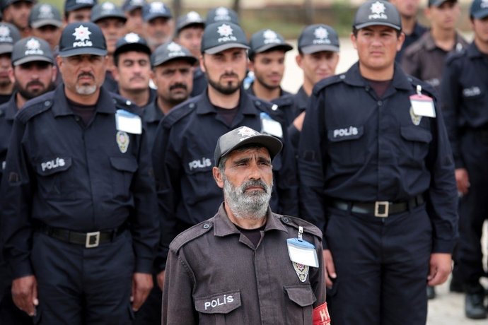 Suriyeliler polis olabilirmiş, bu durumu nasıl değerlendiriyorsunuz?