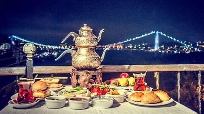 Şükür Kavuşturan Rabbimize Ramazanı Şerif 1 Gün Kaldı Oruç Tutacak mısınız? Tutanlar Oruç nasıl geçiyor Sizler için?