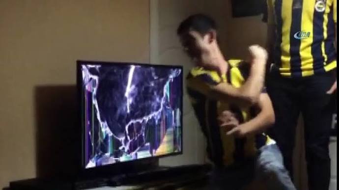 Fenerbahçeli olmak çok stresli.😂