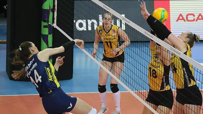 CEV Şampiyonlar Ligi Yarı Final ilk maçında Vakıfbank, Fenerbahçe Opeti 3-1 mağlup etti! Sizce hangi temsilcimiz finale çıkar?