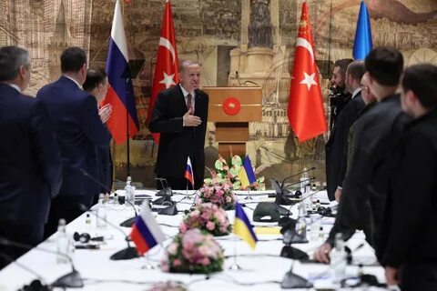 Türkiyenin Ukrayna için garantör olma konusuna nasıl bakıyorsunuz?