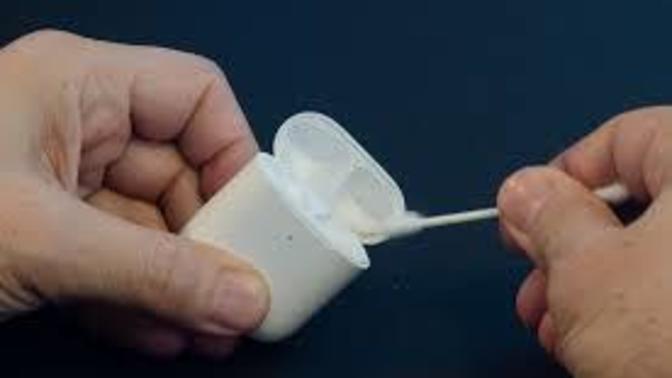 AirPods nasıl temizlenir?