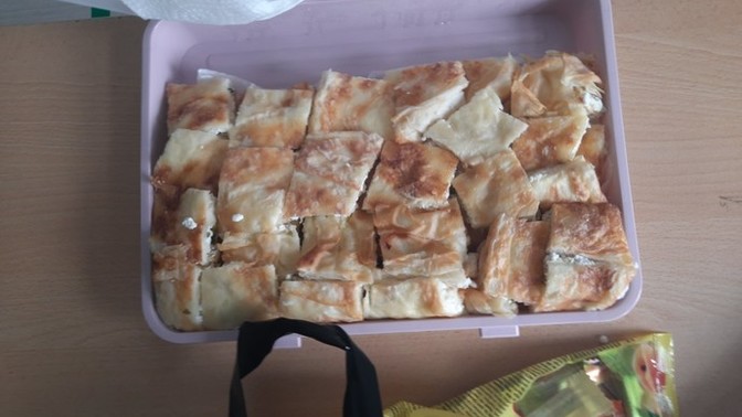 Sabah bir tepsi su böreği yaptım nasıl olmuş?