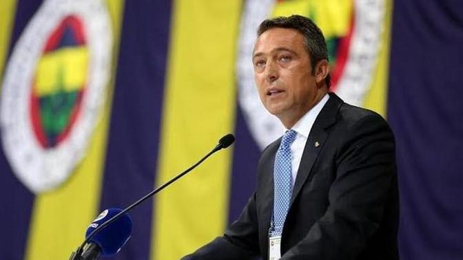 Fenerbahçe'nin bu sene de şampiyon olması mucizelere kaldı. Sizce Ali Koç başkanlığa devam mı etmeli yoksa istifa mı etmeli?