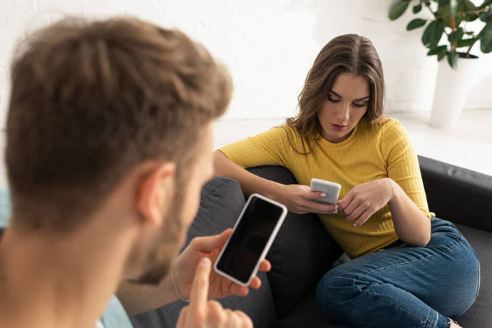 Telefon rehberinde az kişi olması kişinin asosyal olduğuna dair bir işaret midir?