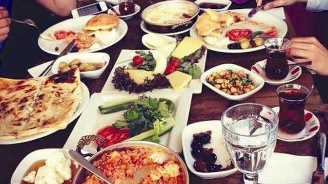 Sahurda ne yiyeceksiniz? Tok tutan yiyecekler nelerdir?