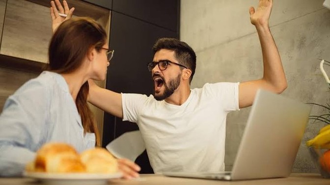 Haksız olduğunuz konularda sessiz kalır mısınız?