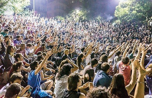 Yeni nesil neden siyasi bir partiye üye olur?