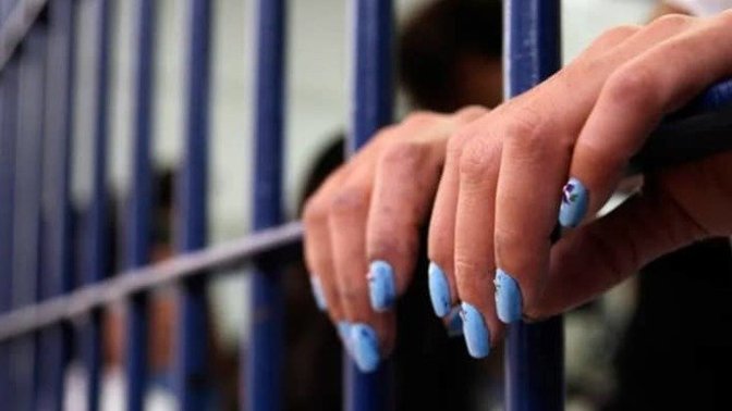 Hesabına yanlışlıkla yatan milyonları harcayan öğrenciye hapis cezası. Siz olsaydınız harcar mıydınız?