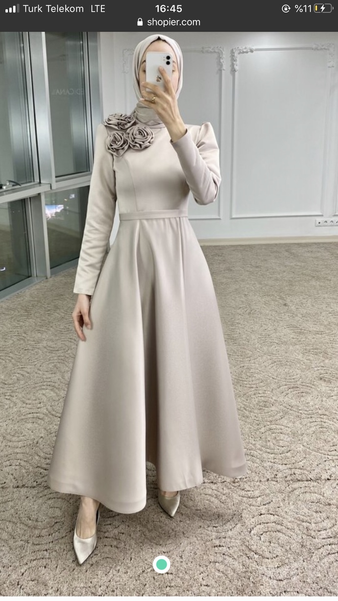 Beyaz tene hangi rengi daha güzel olur?