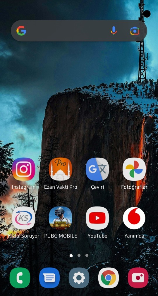 Telefon ana sayfan dağınık mı yoksa klasörlerle düzenli mi?