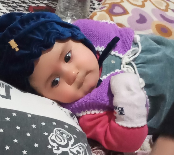 Kızım neden elini sürekli yiyor sizce?