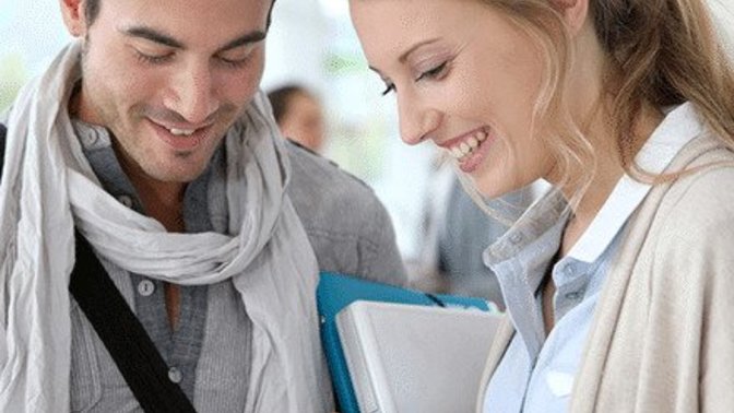 Erkekler ne düşünüyor? Kızlar ne düşünüyor? Soru detayına gelir misiniz?