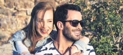 İki güzel söze tav olmak kadınların saflığı mı, erkeklerin kabiliyeti mi?