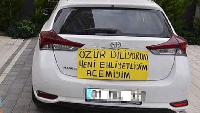 Trafikte sol şeritten ağır ağır gidenlere selektör falan atıp sıkıştırıyor musunuz?