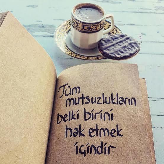 Mutluluğu hakeden birisi olduğuna inanıyor Musun?