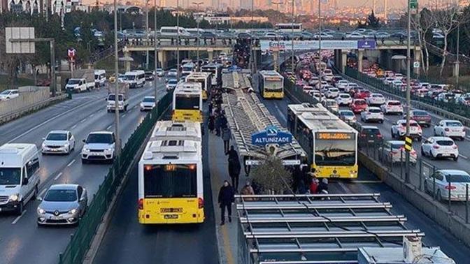 İstanbul'da ulaşıma yüzde 40 zam geldi! İşe, okula artık yürüyerek mi gideceğiz?