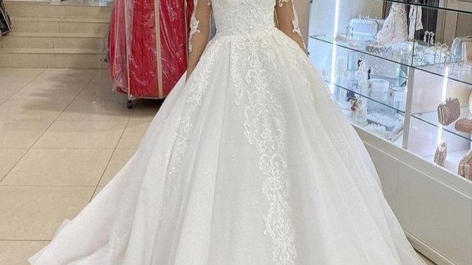 Bu gelinlik modeli nasıl sizce?