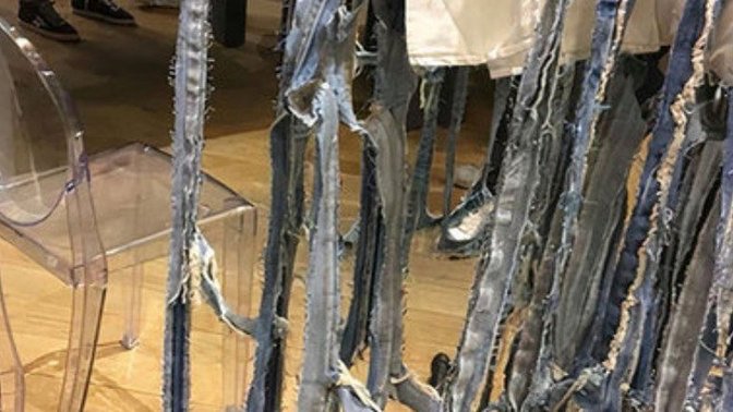 Moda diye çılgın şeyler giyer misiniz 😶?