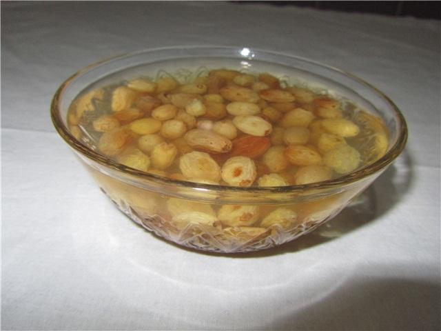 Üzüm hoşafı (kompostosu)