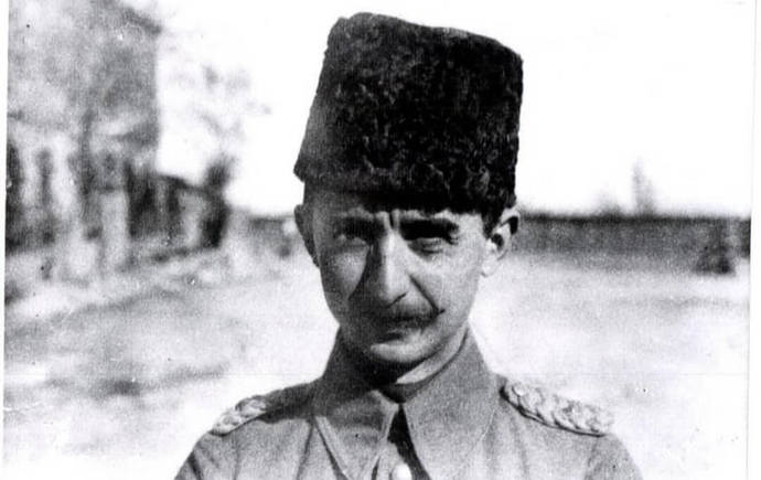 İsmet İnönü mü daha başarılıydı Kazım Karabekir mi?