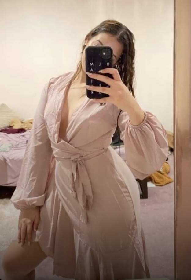 Arkadaşımın sözü için bu elbise çok mu abartı olur?
