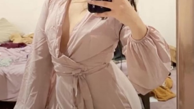Arkadaşımın sözü için bu elbise çok mu abartı olur?