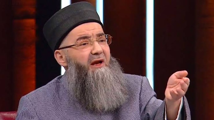 Cübbeli Ahmet: "Namaz kılmayanın orucu kabul olmaz" dedi. Oruç nasıl gidiyor?