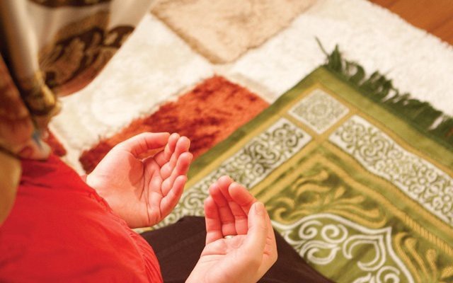 Kendi çektiği #RamazanRuhu’nu yansıtan görsellerle yarışmaya katılan 3 kişi 100 TL Trendyol hediye çeki kazanıyor!
