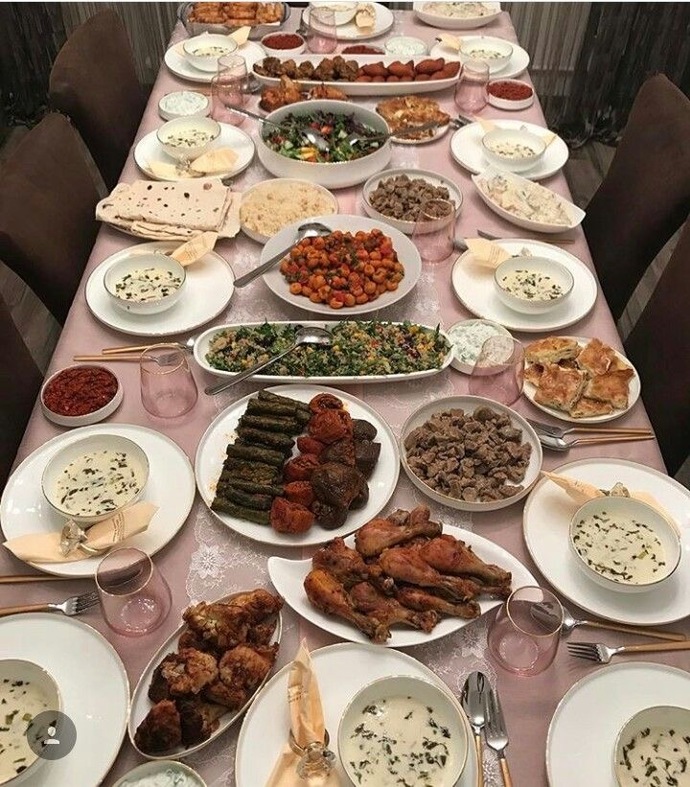 Kendi çektiği #RamazanRuhu’nu yansıtan görsellerle yarışmaya katılan 3 kişi 100 TL Trendyol hediye çeki kazanıyor!